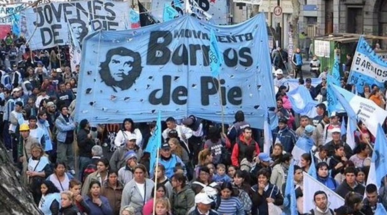 Barrios de Pie paraliza los accesos a Buenos Aires en una protesta 