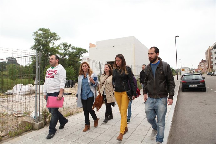 NOTA DE PRENSA + FOTO Podemos Asturies Presenta Unaproposición En La Xunta Xener