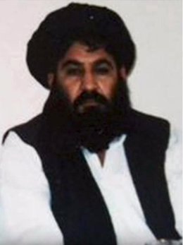 El líder de los talibán, el mulá Ajtar Mansur