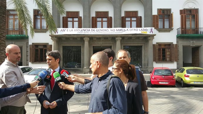 Delegado del Gobierno en Canarias, Enrique Hernández Bento