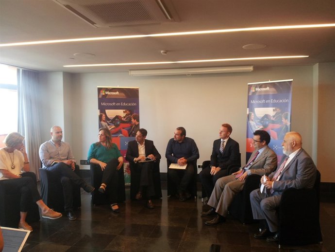 Mesa redonda de Microsoft 'Innovación educativa en las TIC'