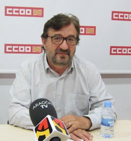 El secretario general de CC.OO-Aragón, Julián Buey