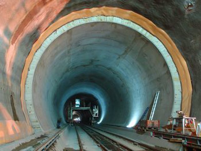 Construcción del túnel. Alp Transit Gotthard