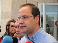 Luena critica que el debate coincida con un partido de la Selección y lo atribuye a que el PP "no quiere" que se vea