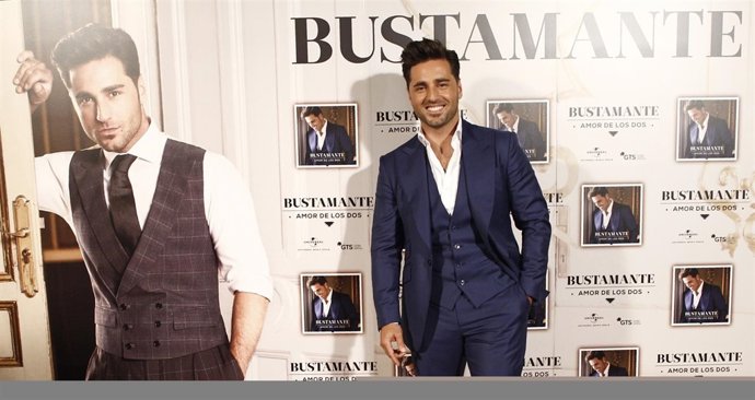 Bustamante presenta su nuevo disco y gira Amor de los dos