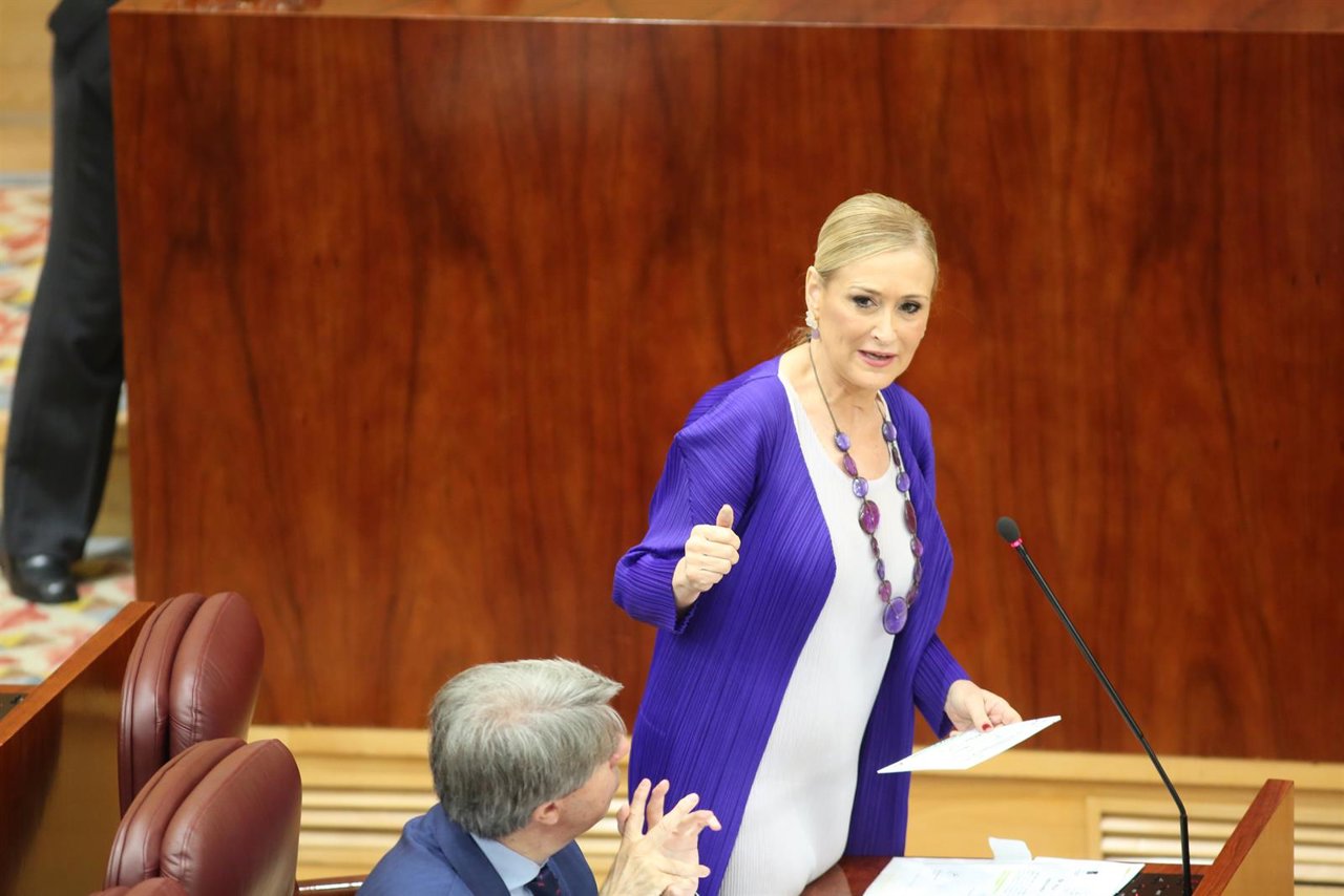 Cristina Cifuentes en un pleno de la Asamblea de Madrid