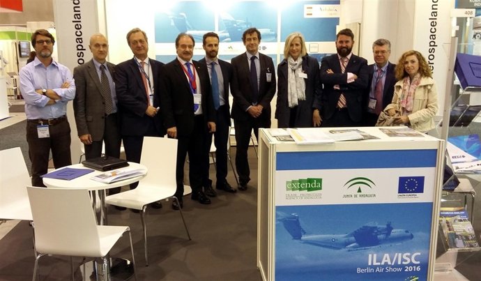 FOTO Y NOTA DE PRENSA:EXTENDA APOYA A CINCO EMPRESAS AERONÁUTICAS SEVILLANAS EN 