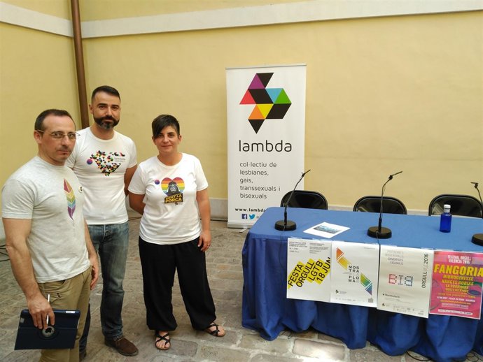 Fani Boronat y miembros de Lambda presentan el Orgullo 2016