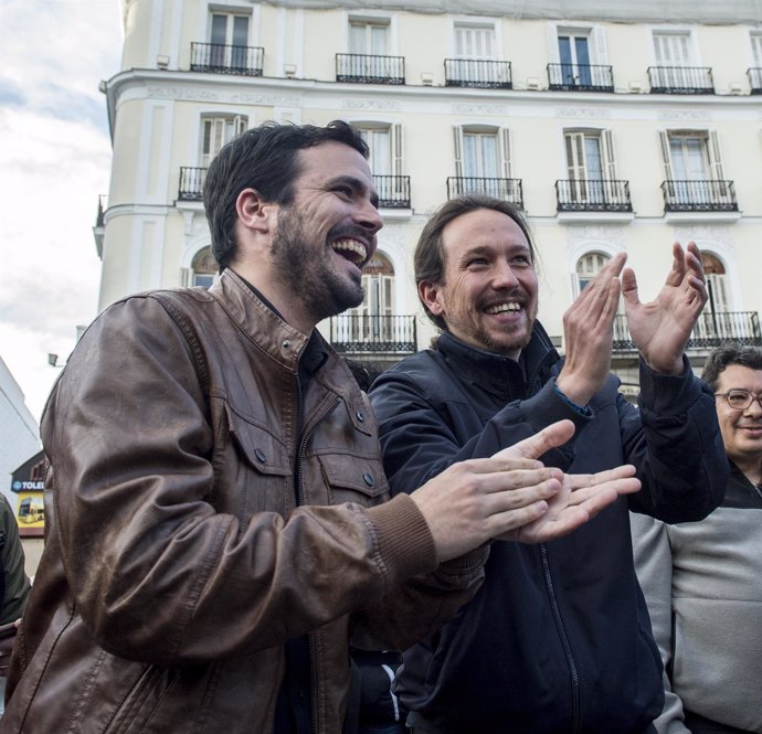 Alberto Garzón y Pablo Iglesias 