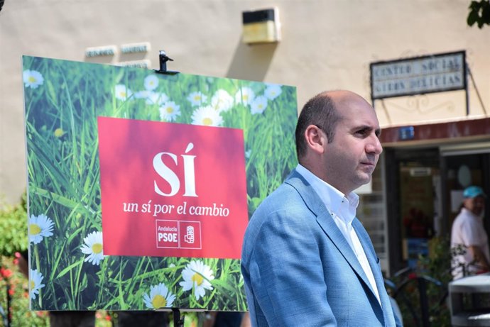 El secretario  de Política Institucional del PSOE-A, Francisco Conejo, 