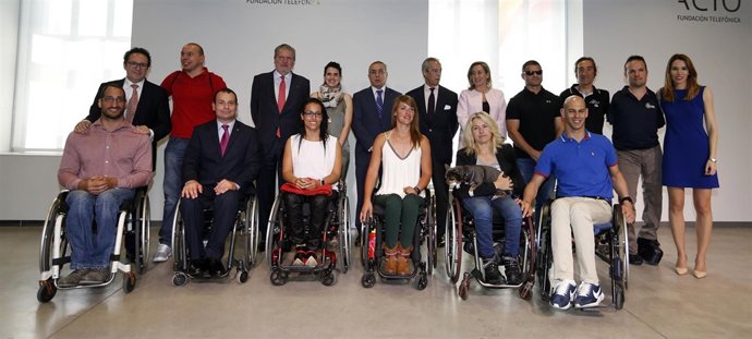 Presentación del libro Superhéroes de Incógnito