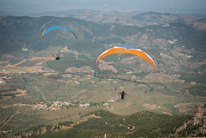 Vuelo en parapente en el FIA