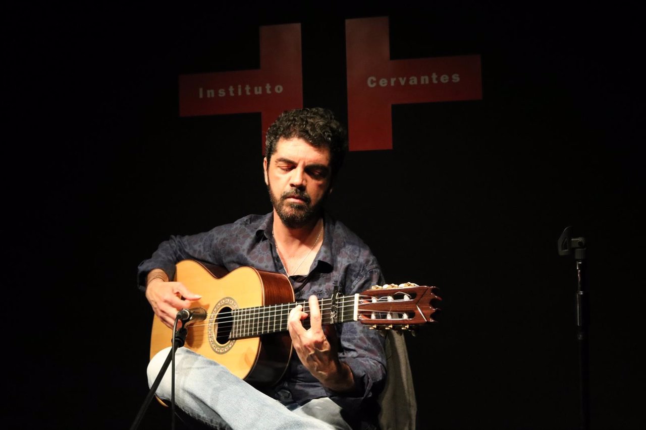 El Guitarrista Algecireño José Carlos Gómez Presenta Su Nuevo Disco En Tokio