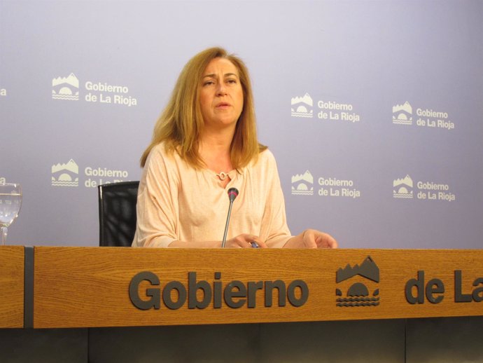 La portavoz del Gobierno riojano, Begoña Martínez, informa acuerdos Consejo