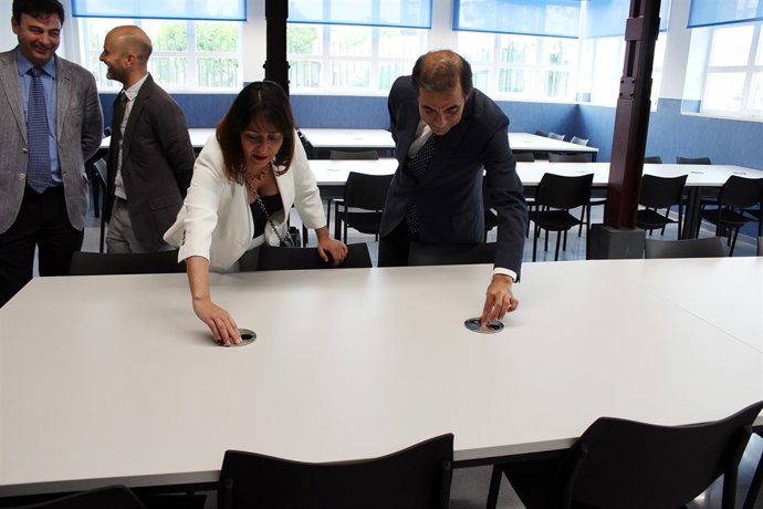 Pastora Revuelta y Miguel Ángel Castro visita el nuevo espacio