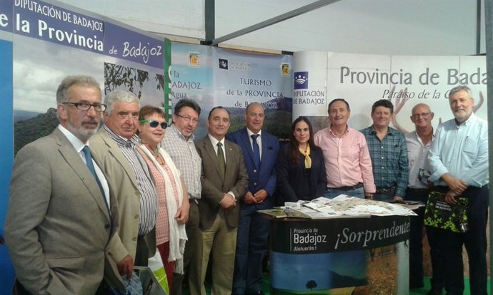 Expositor de la Diputación de Badajoz en Ferexnat