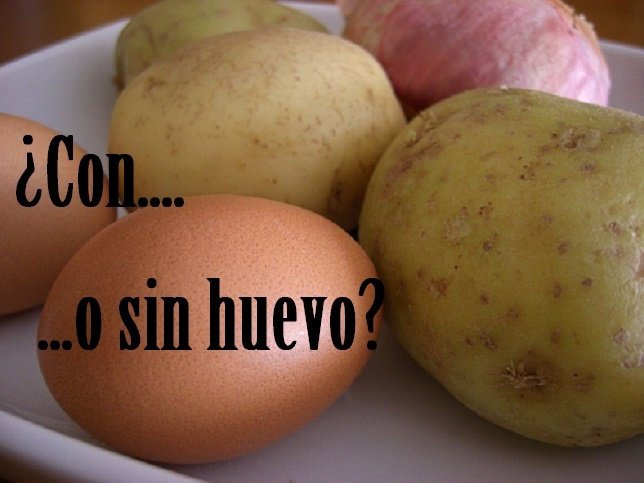 Tortilla de patatas: ¿Con huevo o sin huevo?