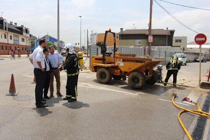 Rotura tubería gas en Barreda 