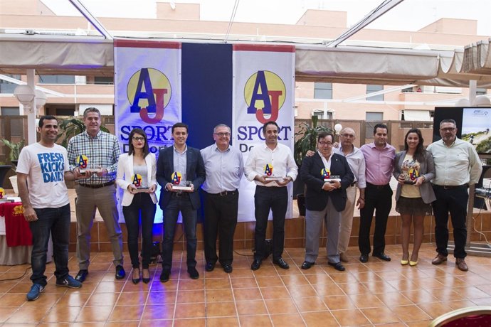 La Diputación, reconocida por la organización de la 'Desert Adventure'.