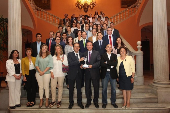 Reconocimiento municipal al proyecto Aura