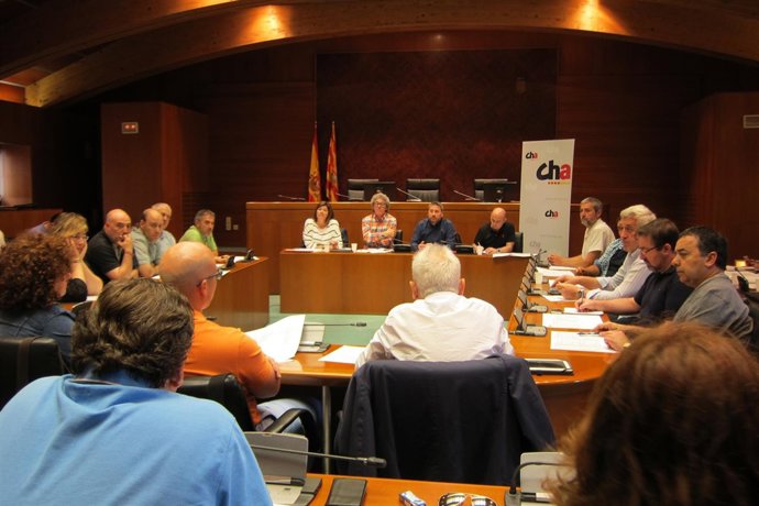 Reunión de representantes en ayuntameintos y comarcas de CHA.