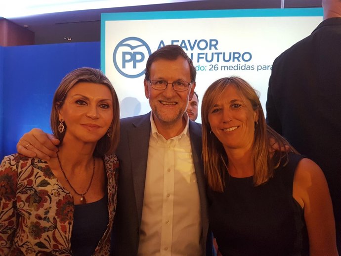 Teresa Palmer con Mariano Rajoy
