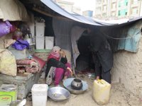 Amnistía denuncia que los 1,2 millones de desplazados son las "víctimas olvidadas" del conflicto afgano