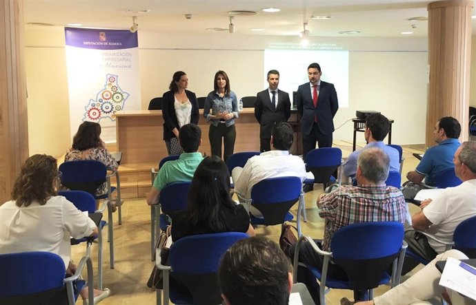 Las jornadas de Vera se han centrado en las empresas familiares.