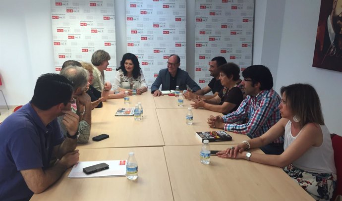 Reunión del PSOE con la asociación Amigos del Museo