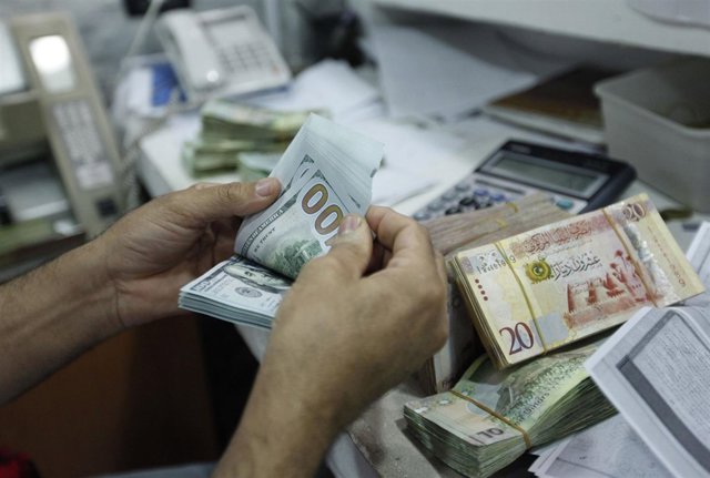 Resultado de imagen para el dinar libio dividido