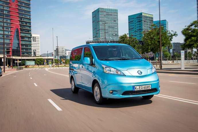 Furgoneta e-NV200 de siete plazas de Nissan