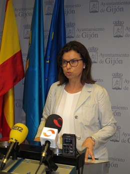 La concejala del PSOE en Gijón Monserrat López 