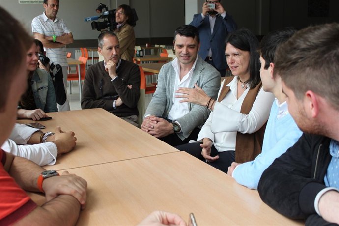 La candidata de PP-Foro, Susana López Ares, en Gijón