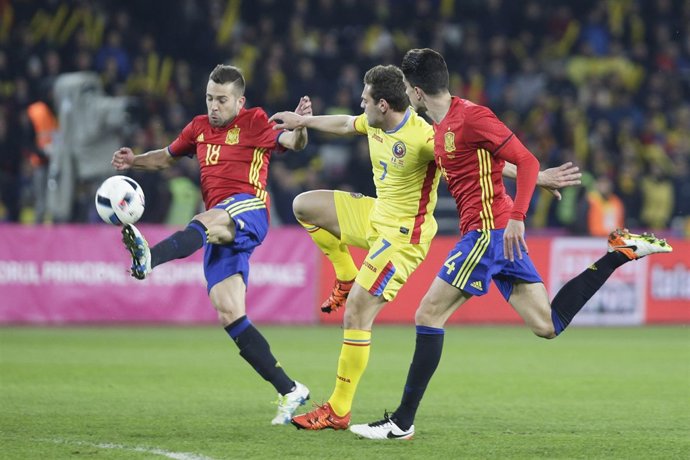 España repite en Rumanía su pobre imagen dada en Italia