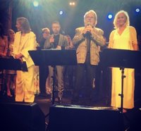 ABBA actúan juntos por primera vez en 30 años