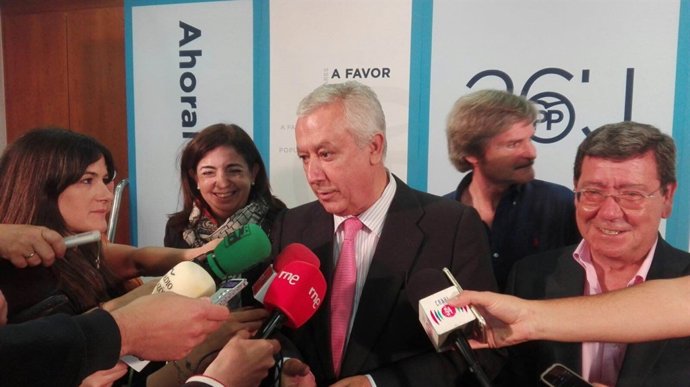 El vicesecretario de Autonomías y Ayuntamientos del PP, Javier Arenas