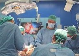 Reconstrucción microquirúrgica inmediata de las mamas en una paciente con cáncer