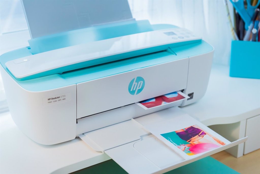 HP lanza la impresora multifunción más pequeña del mundo pensando en