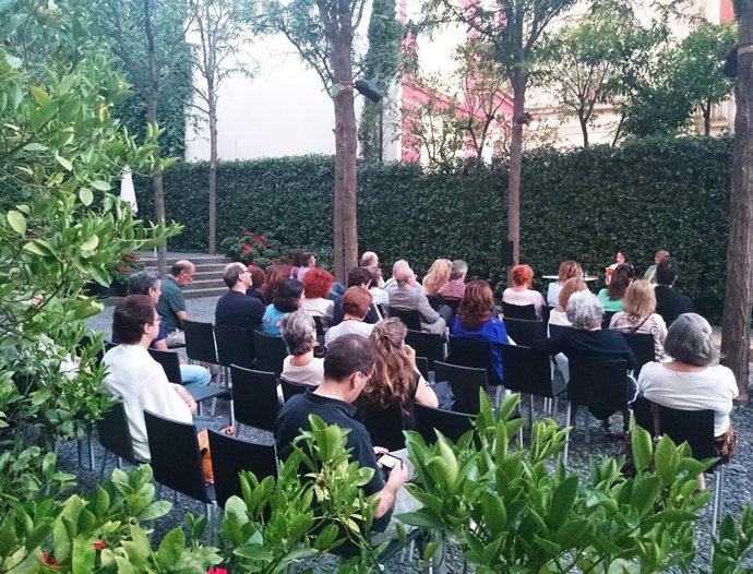 Presentación de Poesía en el PIcasso 