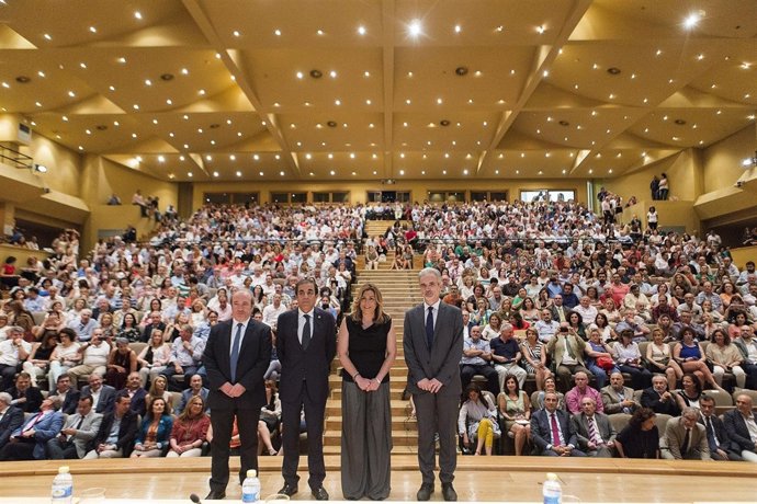 Díaz asiste a unas jornadas sobre el Plan de Renovación de la AP