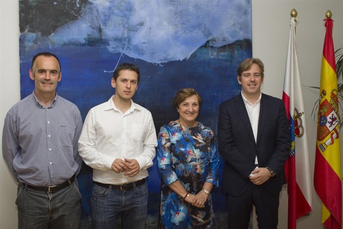 Real se reúne con el alcalde de Reocín