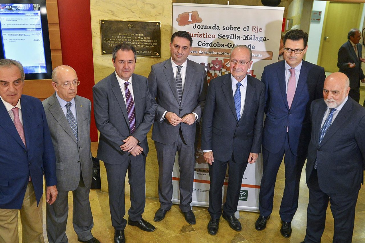 Participantes en el eje de grandes ciudades para potenicar el turismo