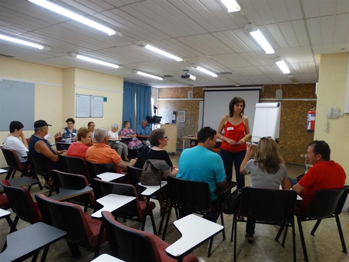 Nota De Prensa Nueva Escuela De Pacientes En El Hospital Costa Del Sol Para Pers