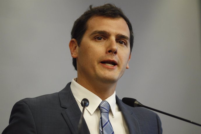 Albert Rivera en un desayuno informativo