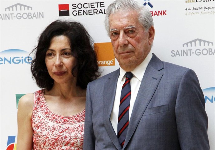MARIO VARGAS LLOSA Y JASMINE REZA