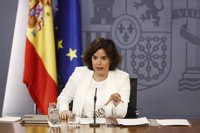 Santamaría culpa a Sánchez de poner "en riesgo" al PSOE para "al final" tener que elegir entre el PP o Podemos