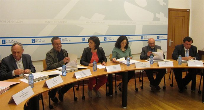 Ángeles Vázquez firma un convenio con asociaciones autóctonas de raza gallega