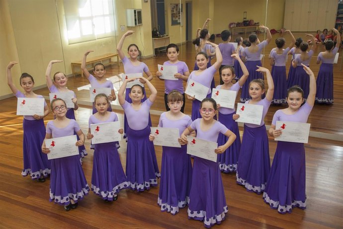 Alumnas danza española