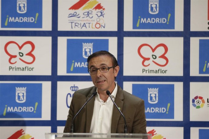 José Hidalgo en la presentación del Triatlón de Madrid