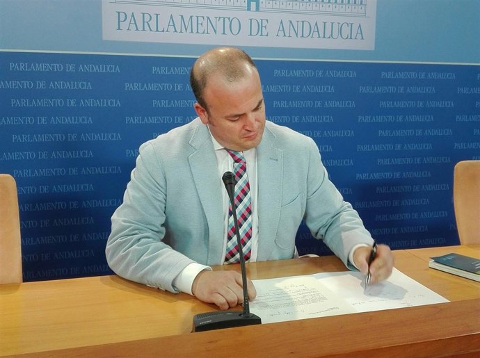 Julio Díaz, hoy ante los medios